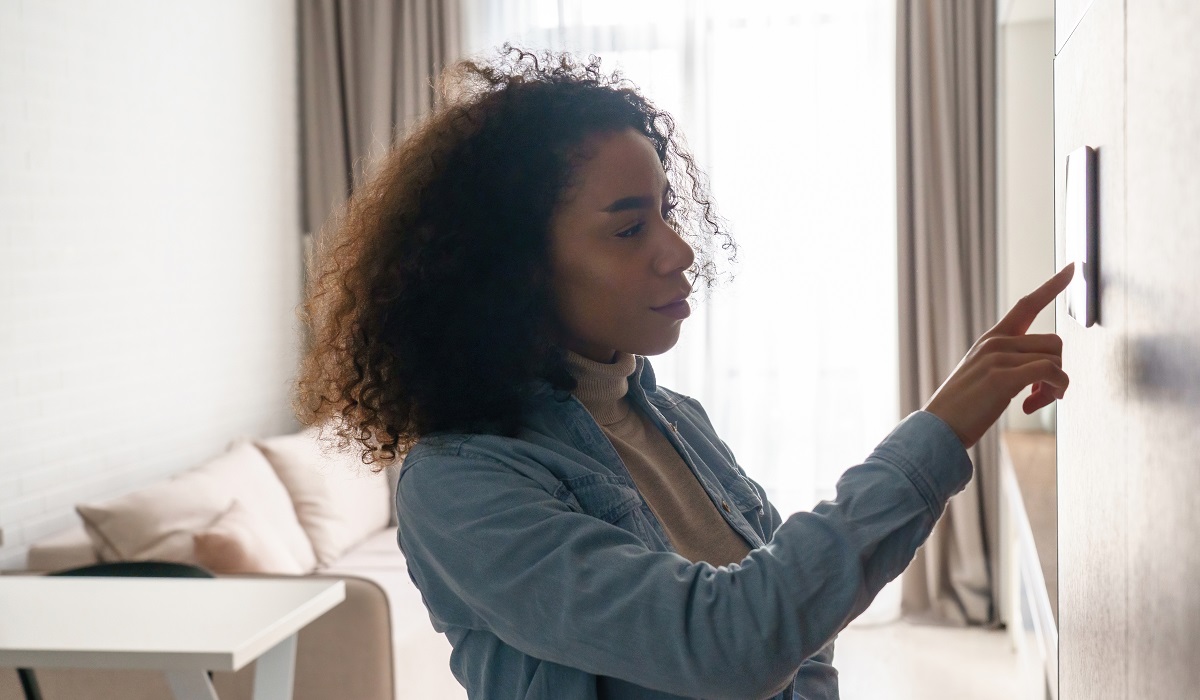 Saving energy at home. Saving energy at home.